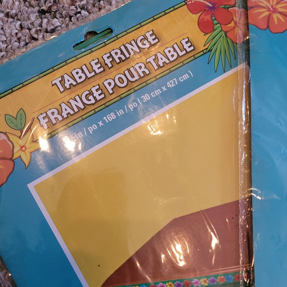 Set of 3 Table fringe table decorations for tropical-themed party